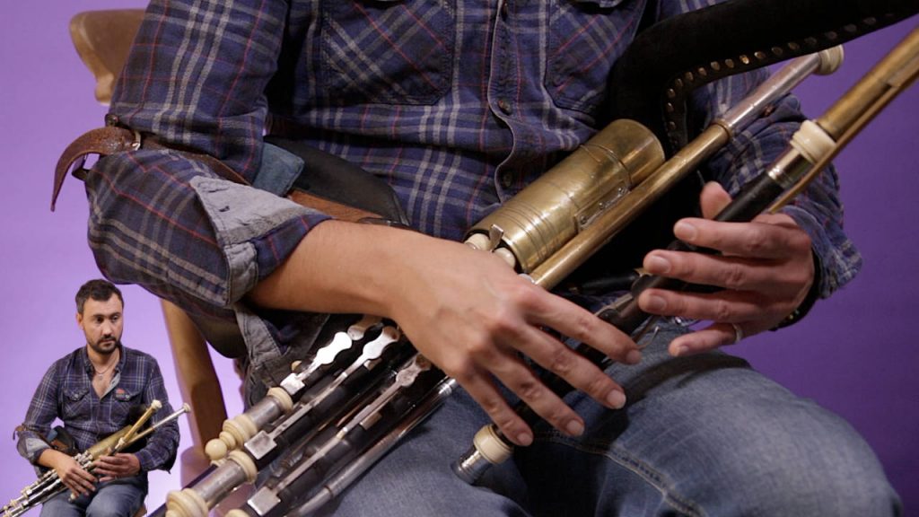 Learn How To Play The Uilleann Pipes Uillean Pipe Basics OAIM